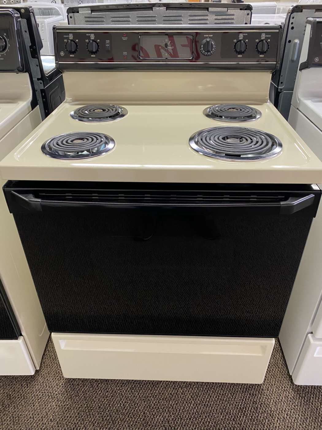 Reconditioned G/E Standard-Oven Electric Range – Almond
