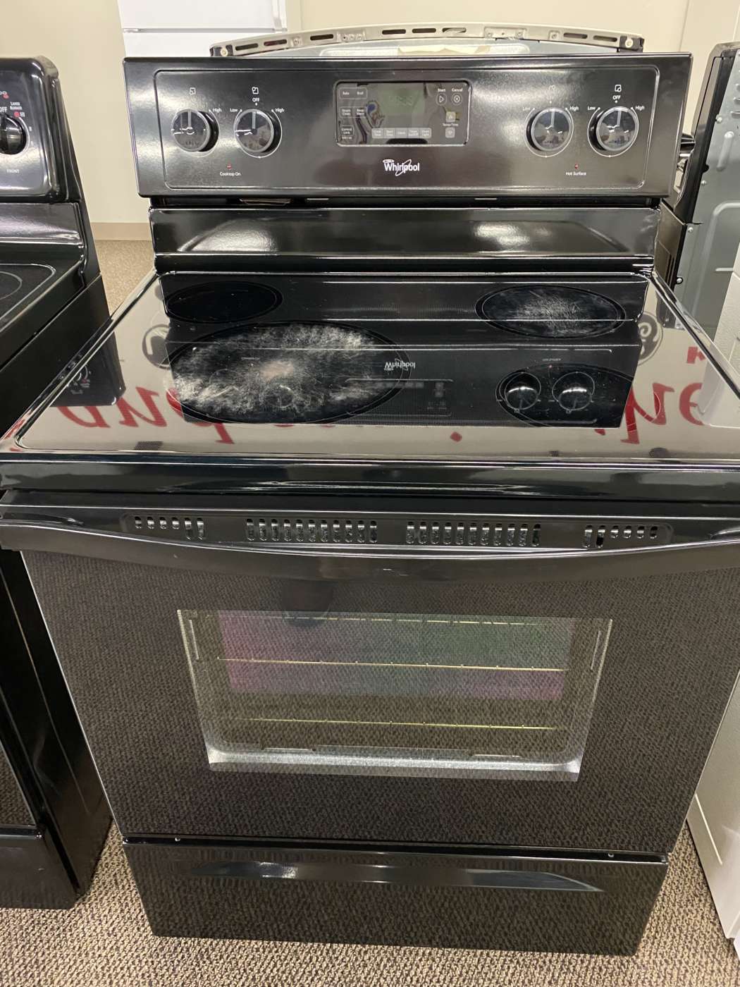 Reconditioned WHIRLPOOL Standard-Oven Electric Range – Black