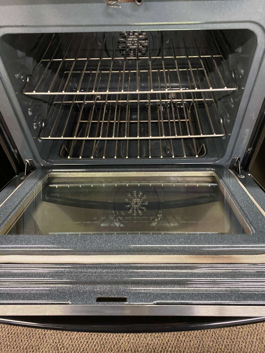 Reconditioned FRIGIDAIRE Self-Clean Convection-Oven Electric Range – Stainless