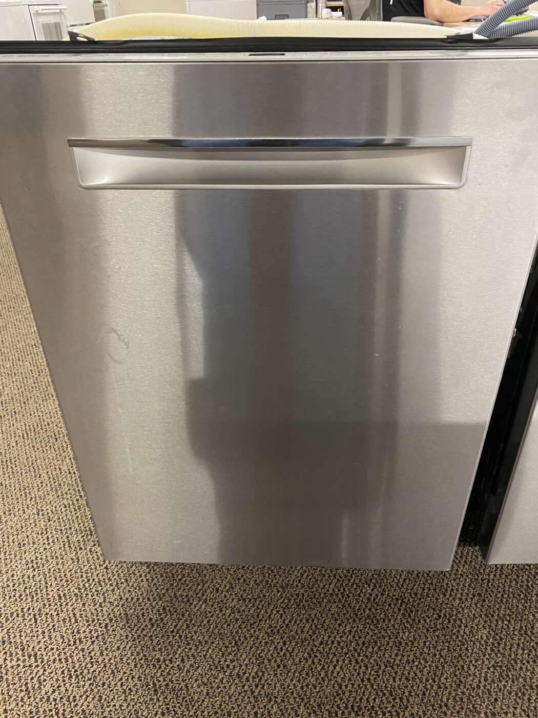 Reconditioned BOSCH Stainless-Tub Built-In Dishwasher With 3-Racks – Stainless