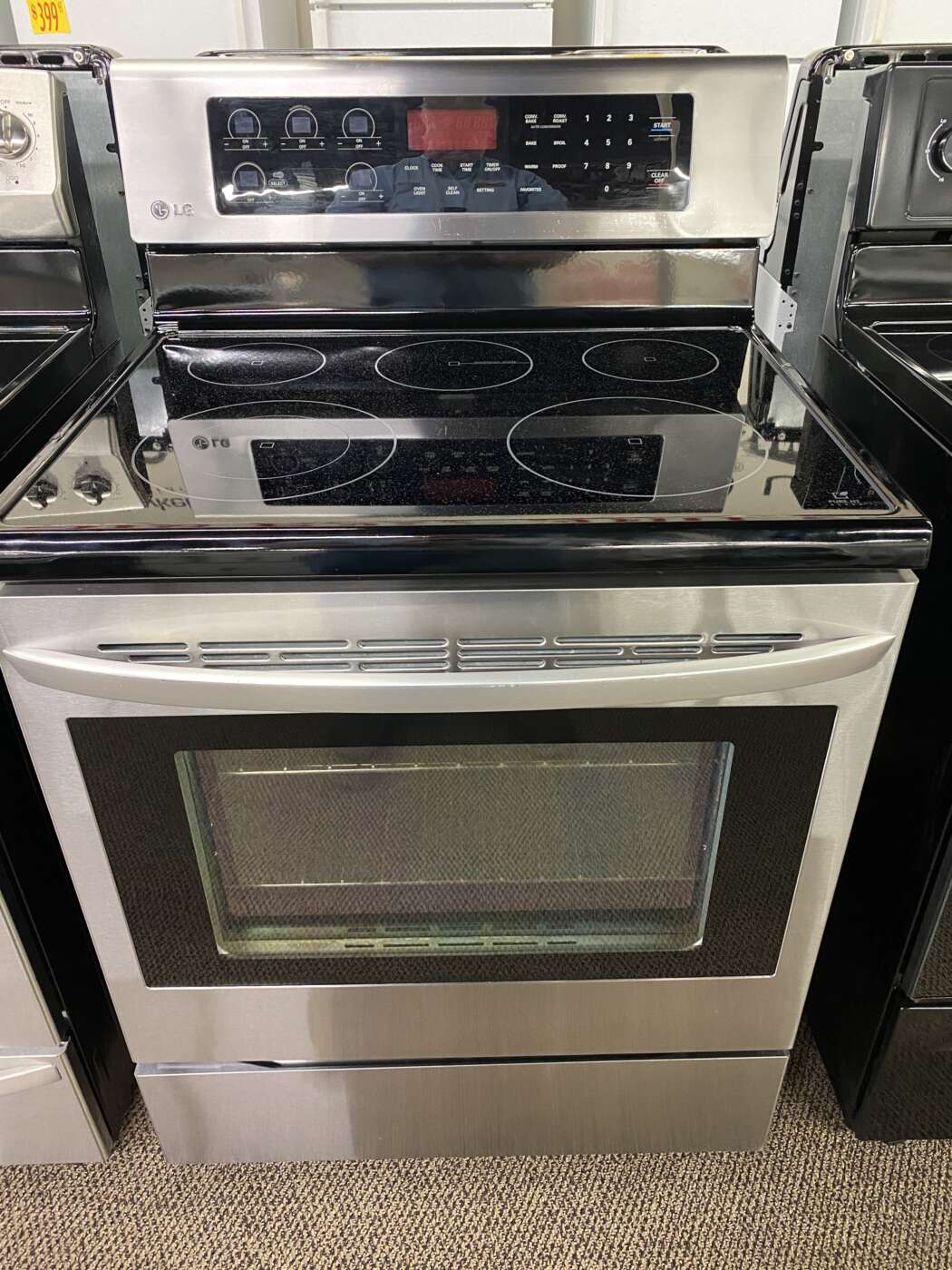 Reconditioned L/G Self-Clean Convection-Oven Electric Range – Stainless
