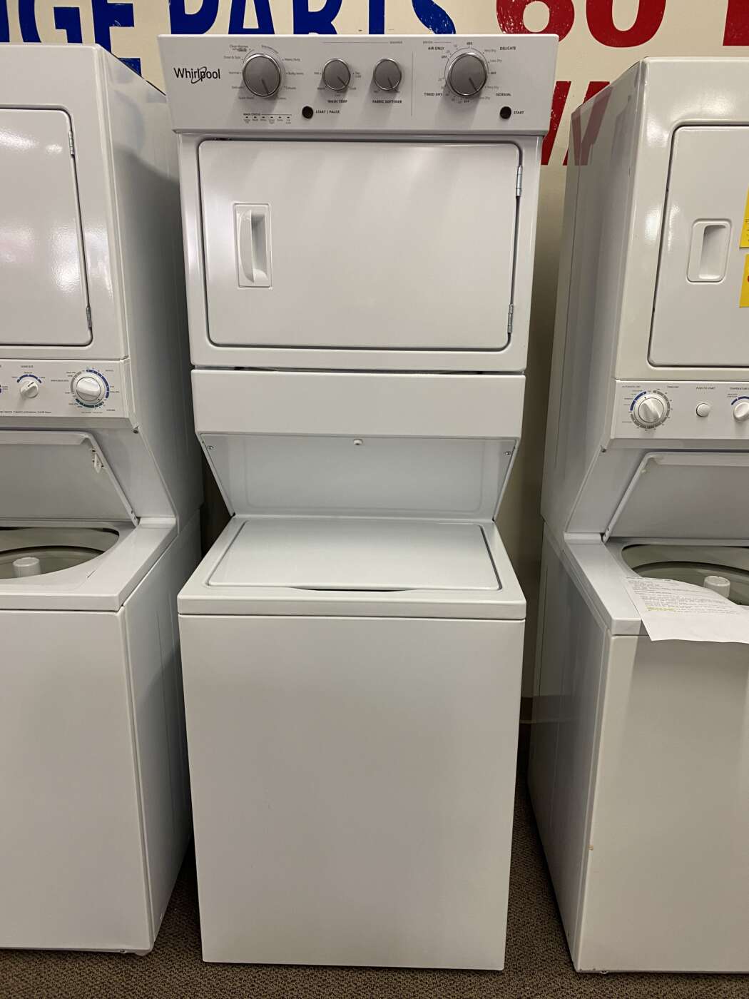 Reconditioned WHIRLPOOL 27″ Laundry Center / 3.5 Cu. Ft. Top-Load Washer / 5.9 Cu. Ft. Electric Dryer – White
