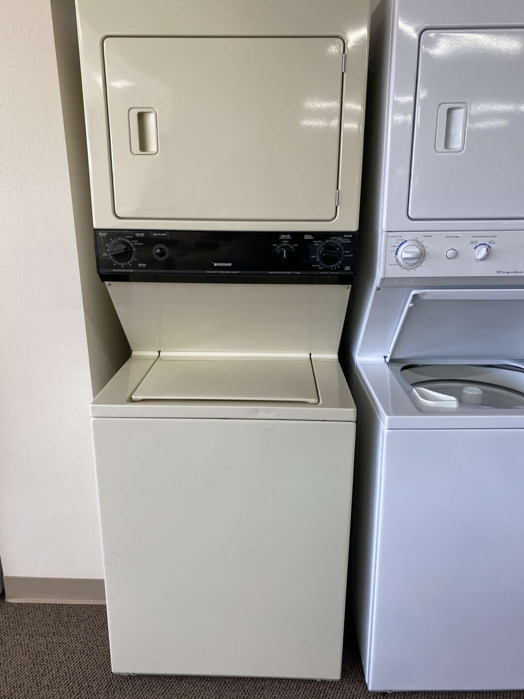 Reconditioned FRIGIDAIRE 2.7 Cu. Ft. Top-Load Washer & 5.7 Cu. Ft. Electric Dryer – Almond