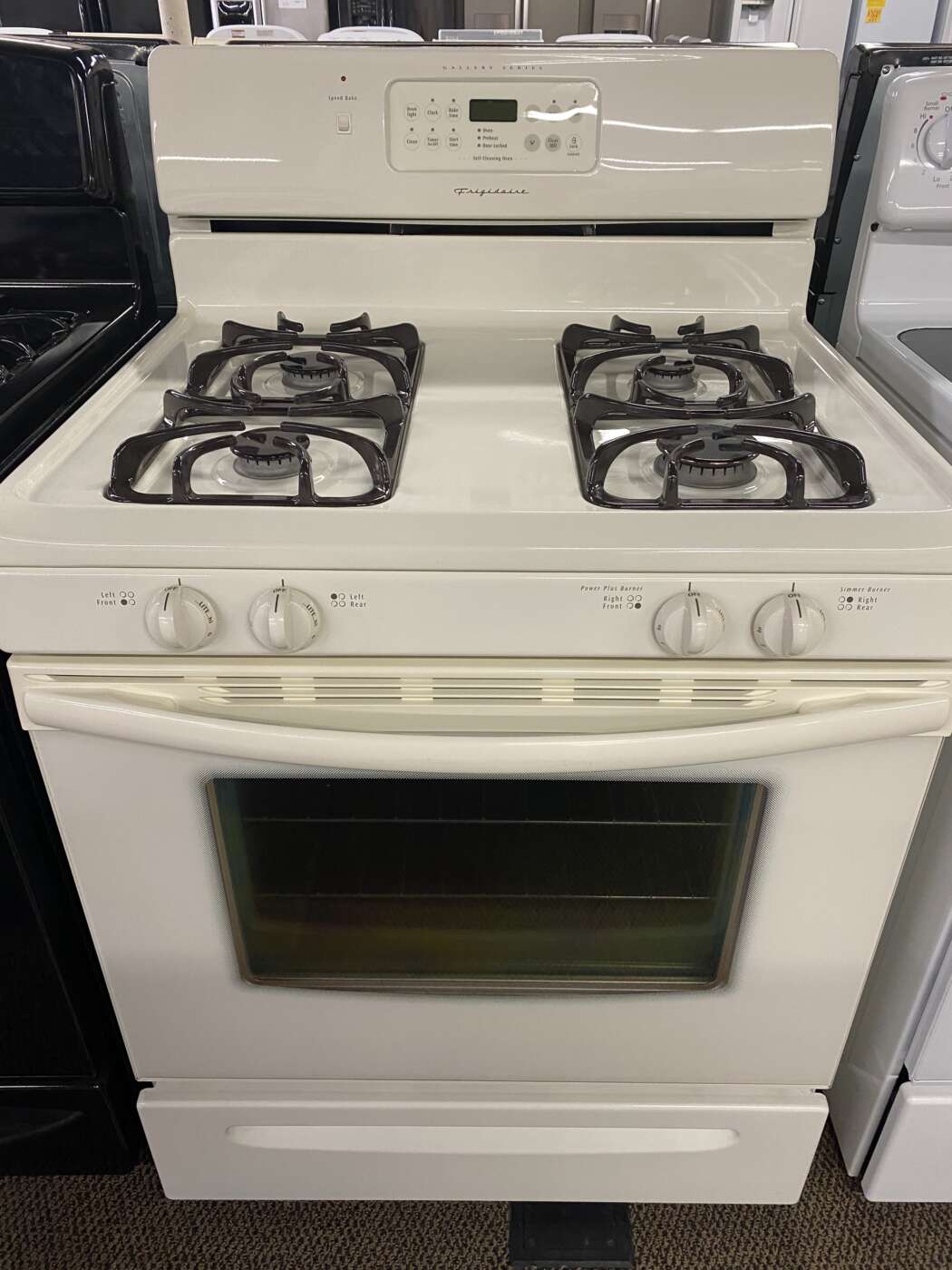 Reconditioned FRIGIDAIRE Self-Clean Convection-Oven Gas Range – Bisque